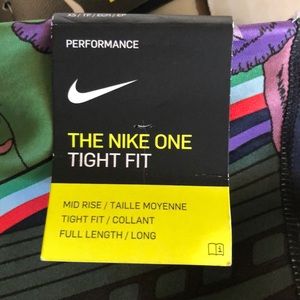 Nike Dri Fit Tight Iconclash Pink XS